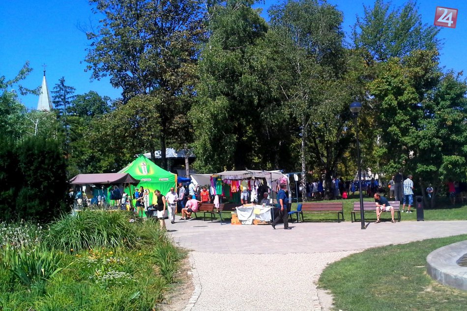 Ilustračný obrázok k článku Víkend na kolesách: Leopoldov pozýva na (ne)tradičnú NIGHT RIDE