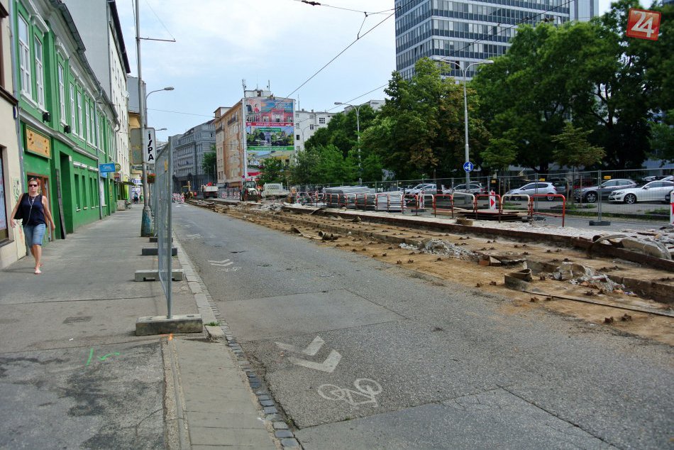 Ilustračný obrázok k článku Pokračovanie rekonštrukcie trate na Špitálskej sa nezaobíde bez ďalších dopravných obmedzení