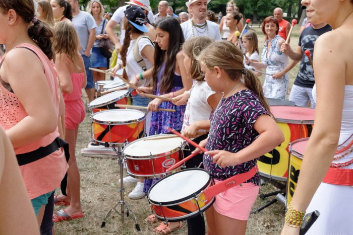 Ilustračný obrázok k článku V mestskom parku v Nitre bude veselo: Znieť budú bubny a brazílska samba