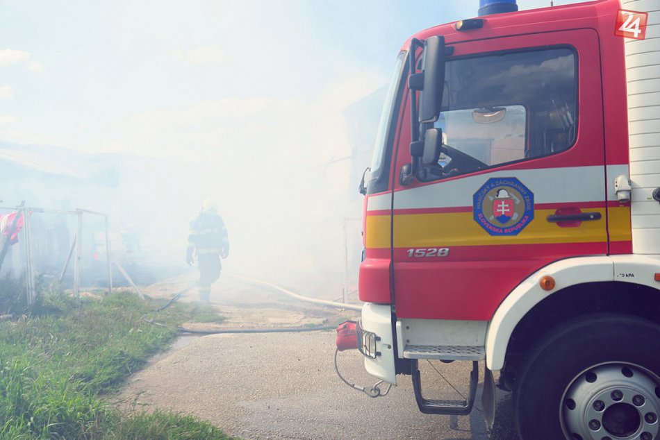 Ilustračný obrázok k článku V košickom okrese zasahujú hasiči: Dôvodom je spadnutá strecha