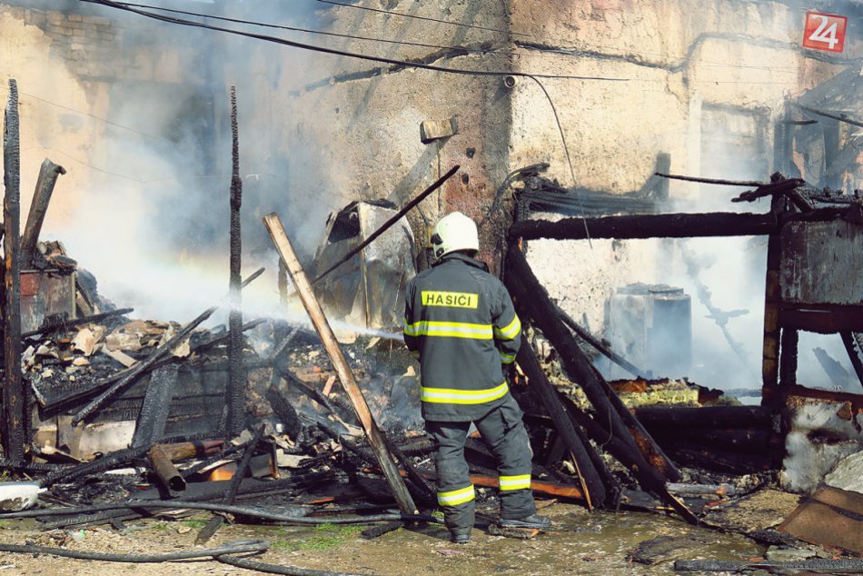 Ilustračný obrázok k článku FOTO a VIDEO z miesta: Zásah hasičov pri Rožňave, rodinný dom v plameňoch