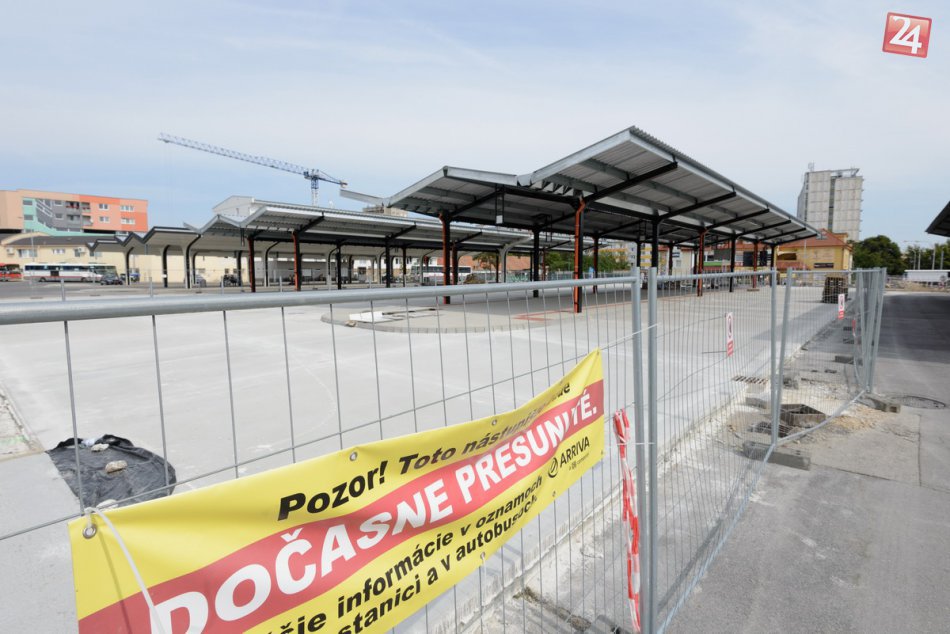 Ilustračný obrázok k článku FOTO: Rekonštrukcia autobusovej stanice pokračuje, viaceré nástupištia presunuli