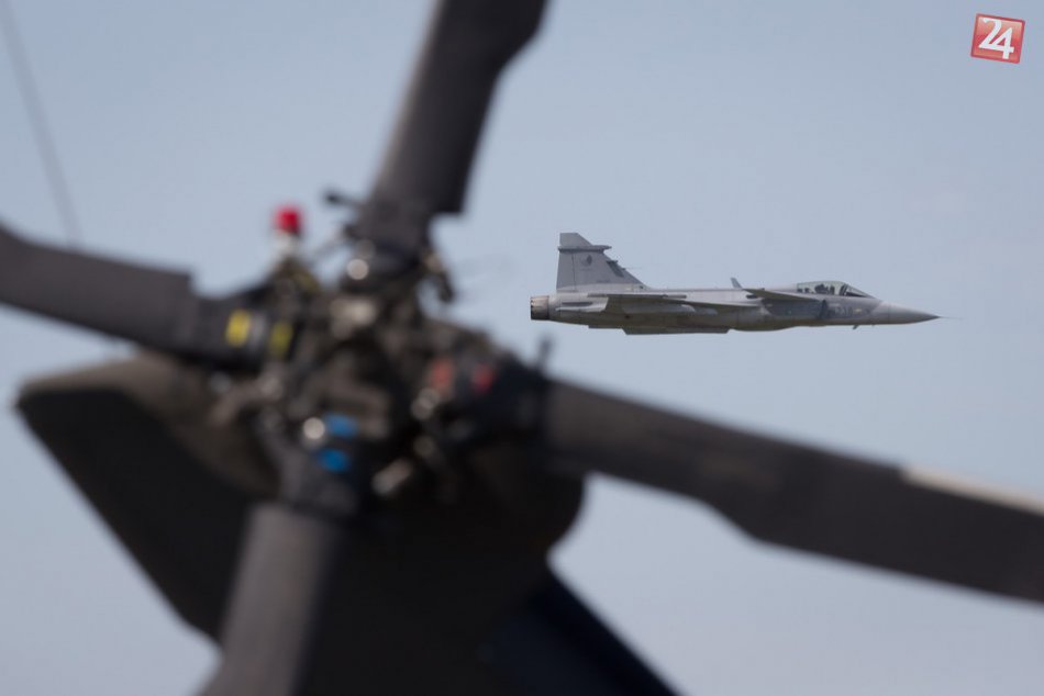 Ilustračný obrázok k článku Nebezpečná situácia na letisku Sliač: Pilotov ktosi neustále ohrozuje osvetľovaním