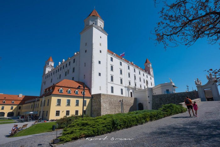 Ilustračný obrázok k článku Parlament aj Bratislavský hrad budú v piatok otvorené pre verejnosť