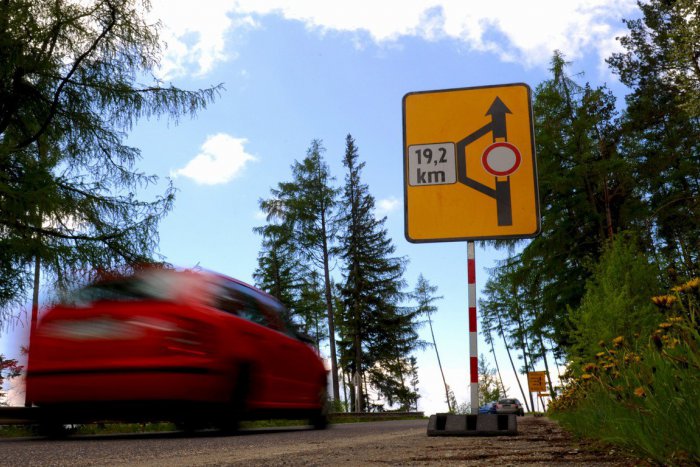Ilustračný obrázok k článku Žilinskí vodiči, pripravte sa na úplné zavretie tejto cesty: Termíny a obchádzky TU