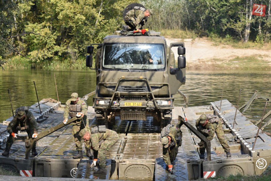 Ilustračný obrázok k článku Vláda schválila nové strategické dokumenty: Týkajú sa obrany Slovenskej republiky