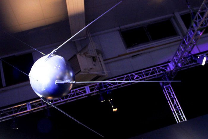 Ilustračný obrázok k článku RANNÁ ŠTVORKA: Pred 60 rokmi vypustili prvú umelú družicu Sputnik 1