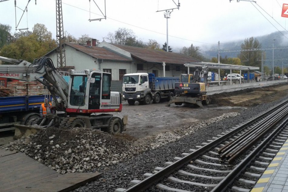 Ilustračný obrázok k článku Modernizácia železnice pri Považskej sa predraží: Dôvod sa skrýva v Milochove