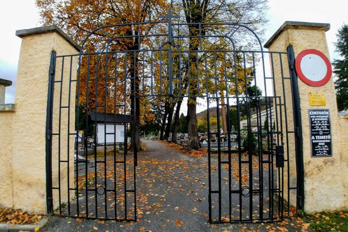 Ilustračný obrázok k článku Rožňava bude potrebovať nový cintorín, tvrdí mestský poslanec Zoltán Beke