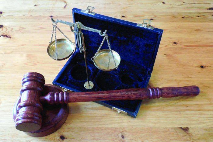 Ilustračný obrázok k článku Bystričania dostanú jedinečnú šancu: Pomoc advokátov budú môcť využiť ZADARMO
