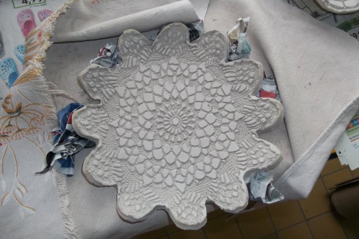 Ilustračný obrázok k článku Šalianski keramikári už tvoria, ich prvotiny vyrážajú dych! Foto