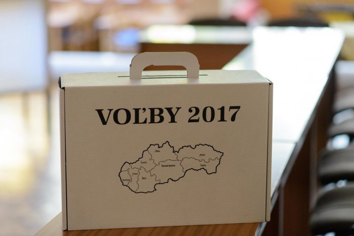 Ilustračný obrázok k článku Voľby do VÚC v Prešovskom kraji sa začali bez problémov: Voliči hlasujú od rána