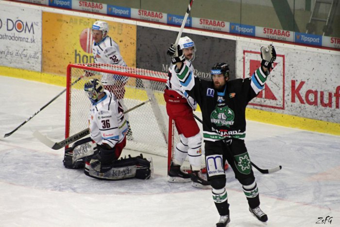 Ilustračný obrázok k článku Dráma v Zámkoch: Hokejisti vydolovali bod v zápase so silným Zvolenom