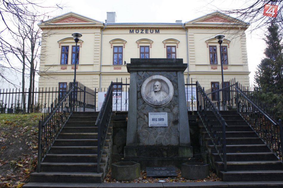 Ilustračný obrázok k článku Termín znovuotvorenia Podtatranského múzea nejasný: Práce v plnom prúde