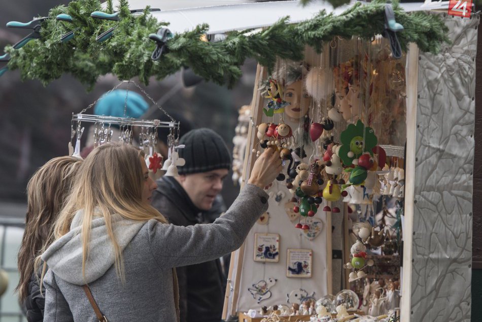 Ilustračný obrázok k článku Najkrajšie obdobie roka je už tu: PREHĽAD vianočných trhov v Žiari a okolí