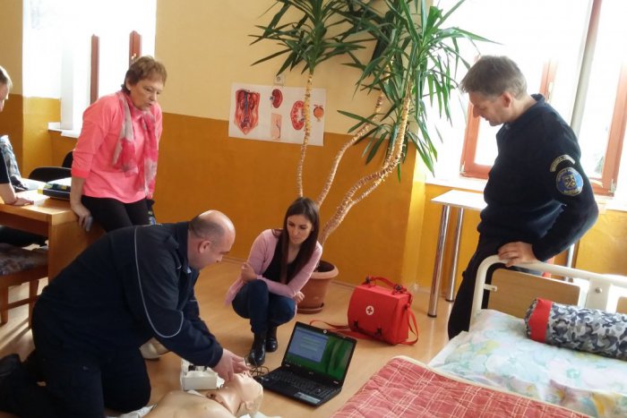 Ilustračný obrázok k článku FOTO: Mestskí policajti si zdokonalili svoju zručnosť v poskytovaní prvej pomoci