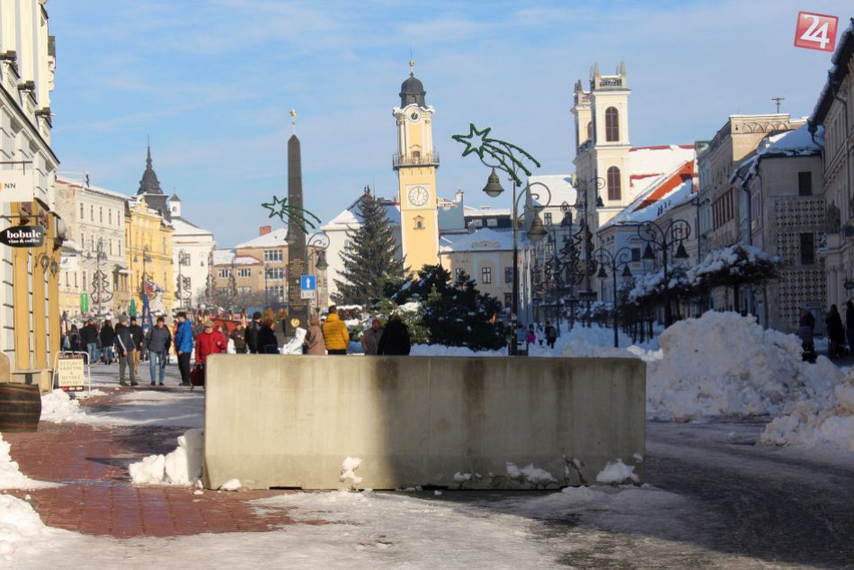 Ilustračný obrázok k článku Spýtali sme sa za vás: Budú súčasťou vianočných trhov v Bystrici opäť aj zátarasy?