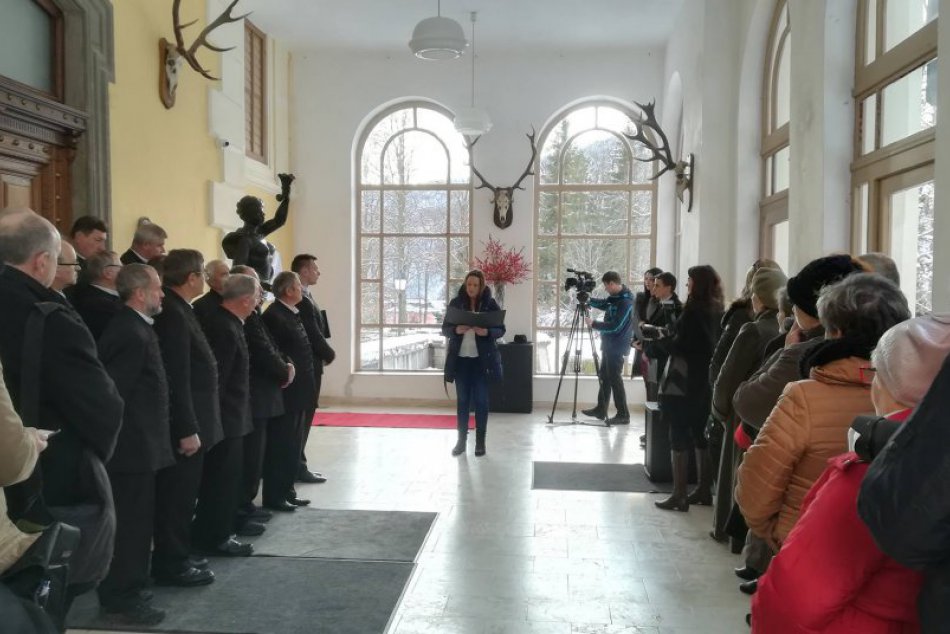 Ilustračný obrázok k článku FOTO: V Betliari odhalili pamätnú tabuľu na počesť grófky Ilony Andrássy