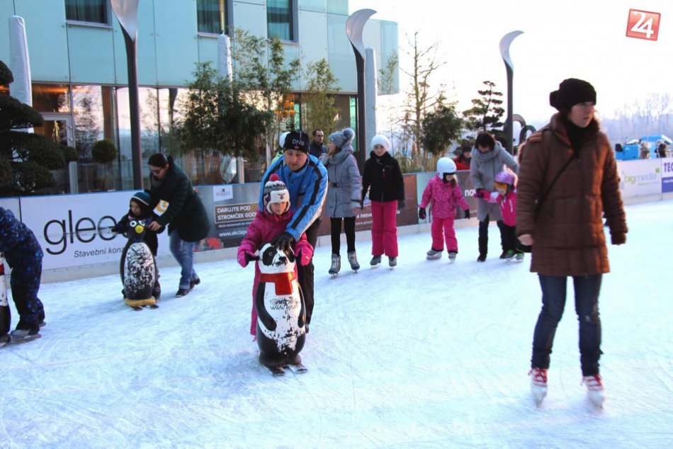 Ilustračný obrázok k článku Bezplatné korčuľovanie v River Parku odštartuje pestrá mikulášska akcia