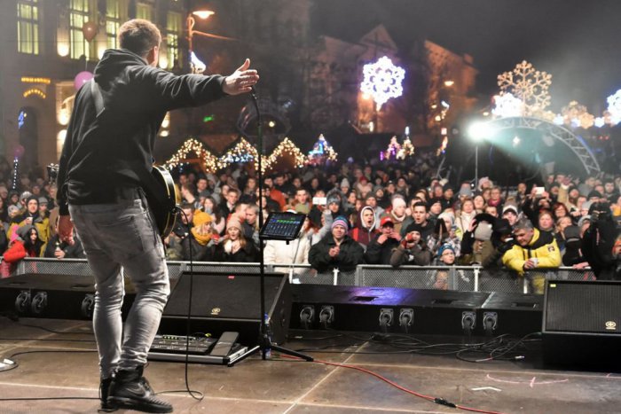 Ilustračný obrázok k článku Oslavy Nového roka v metropole východu: Na Hlavnej sa stretli tisíce Košičanov, FOTO