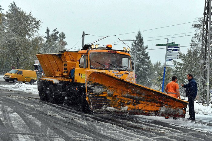 Ilustračný obrázok k článku Počasie prekvapilo: Cesty v Košickom kraji sú podľa KSK vlhké, no zjazdné