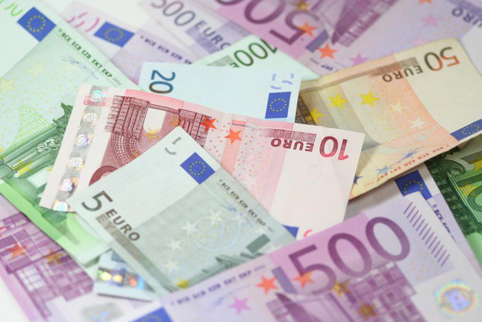 Ilustračný obrázok k článku Premiér tvrdí, že je záujmom vlády, aby minimálna mzda v roku 2019 prekročila 500 eur