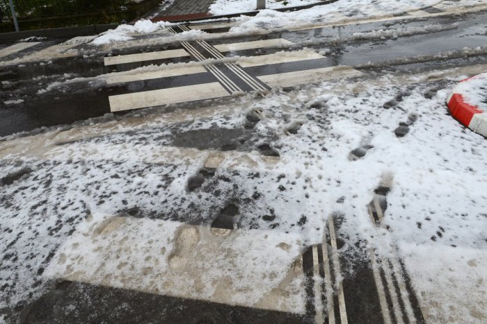 Ilustračný obrázok k článku Blíži sa výrazná zmena počasia: Napadaný sneh sa začne topiť