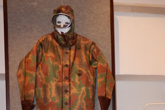 Ilustračný obrázok k článku Počas februára múzeum vystavuje potápačský oblek z 50. rokov