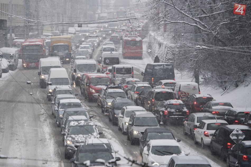 Ilustračný obrázok k článku Skupina poslancov MsZ tvrdí, že mesto kryje pochybenia firmy A.R.K.