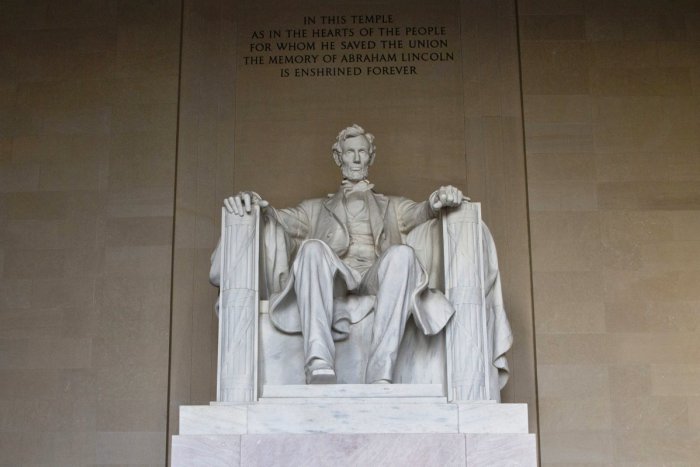 Ilustračný obrázok k článku RANNÁ ŠTVORKA: Americký prezident Abraham Lincoln sa narodil pred 209 rokmi