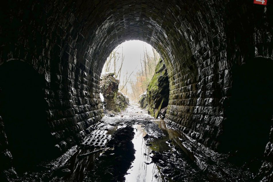 Ilustračný obrázok k článku FOTO: Slavošovský tunel vzbudzuje pozornosť aj v zime. Parádny výlet zaručený!