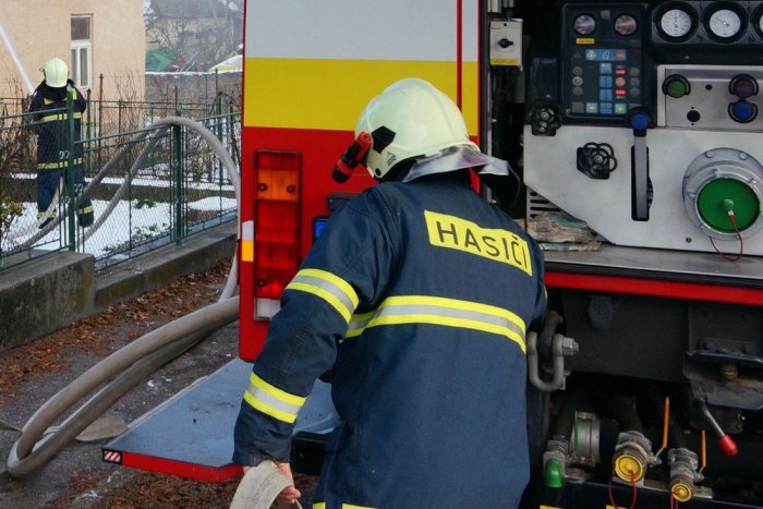 Ilustračný obrázok k článku V známej obci Humenského okresu horelo, zasahovali tam hasiči