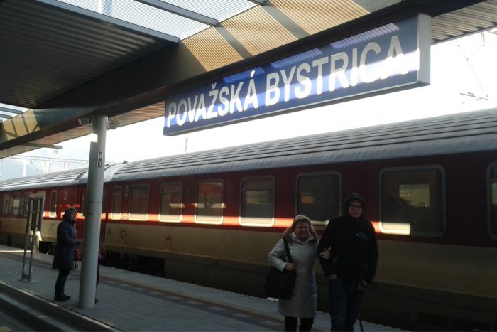 Ilustračný obrázok k článku Pozitívum pre cestujúcich z Považskej: Lepšie spojenie do Bratislavy aj Žiliny