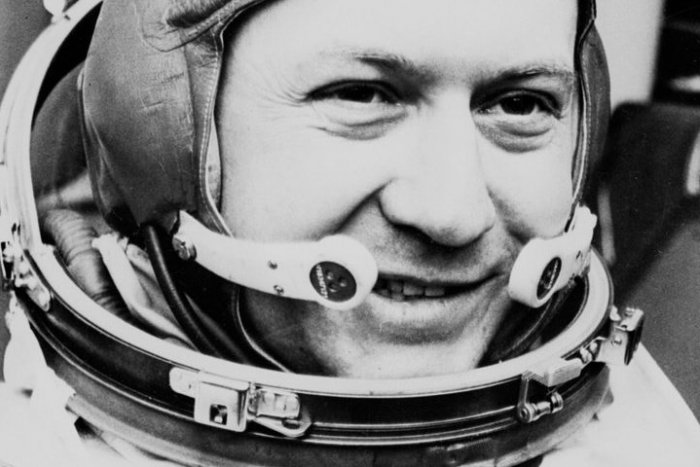 Ilustračný obrázok k článku Bol prvým československým kozmonautom: Vladimír Remek sa dožíva 70 rokov