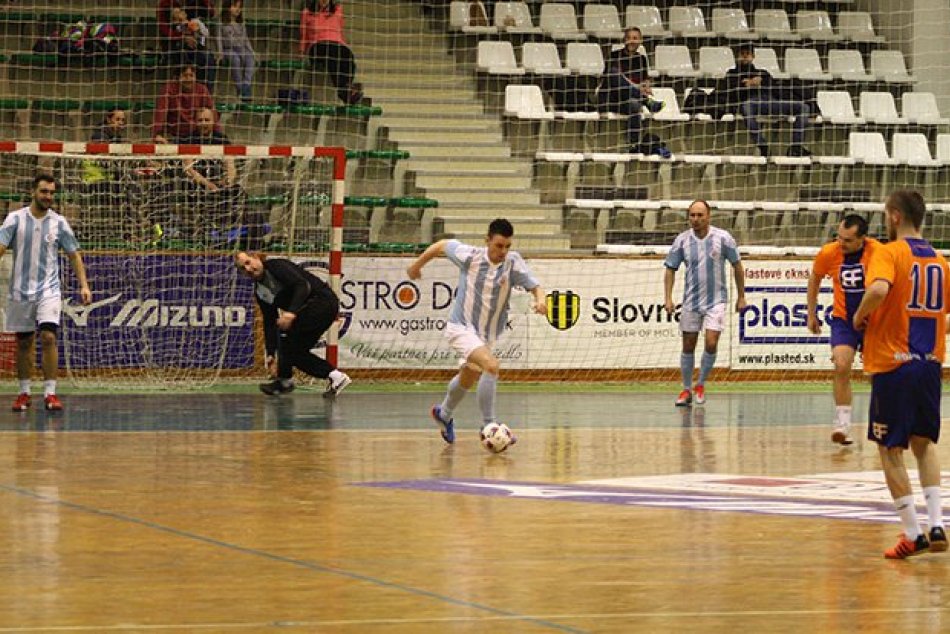 Ilustračný obrázok k článku Futsalisti Zámkov doma bez streleného gólu: Nad ich sily boli Levičania