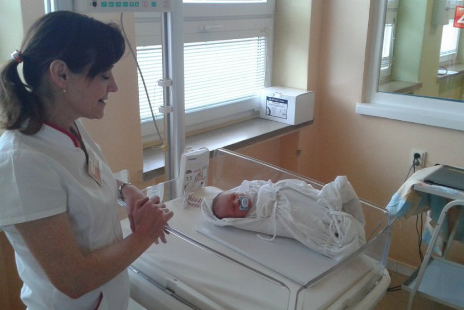 Ilustračný obrázok k článku O novorodencov v Považskej bude lepšie postarané: Pribudli nové prístroje! FOTO