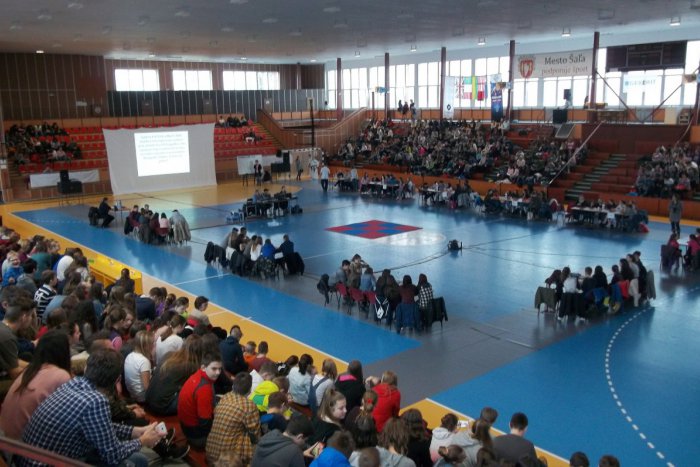 Ilustračný obrázok k článku Šalianski študenti ukázali, čo vedia: Konala sa ich obľúbená súťaž, FOTO