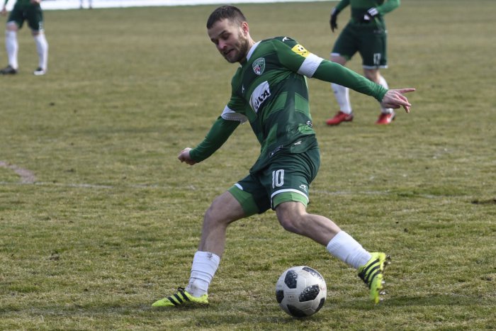Ilustračný obrázok k článku Hráči Tatrana Prešov ukopali výhru 1:0: S Dubnicou im hral do karát aj vietor