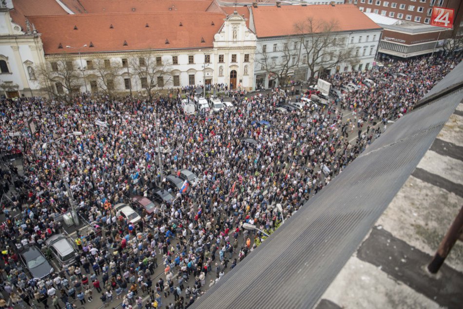 Ilustračný obrázok k článku Generálna prokuratúra eviduje 5 trestných oznámení na organizátorov protestov Za slušné Slovensko