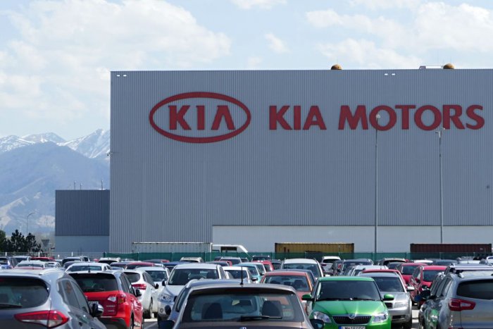 Ilustračný obrázok k článku KIA Motors Slovakia ruší desiatky pracovných miest: Čo je za tým?