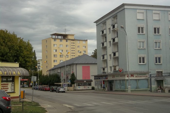 Ilustračný obrázok k článku Budova na Ul. Pázmáňa je vynovená: Mesto Šaľa nedávno povolilo jej užívanie