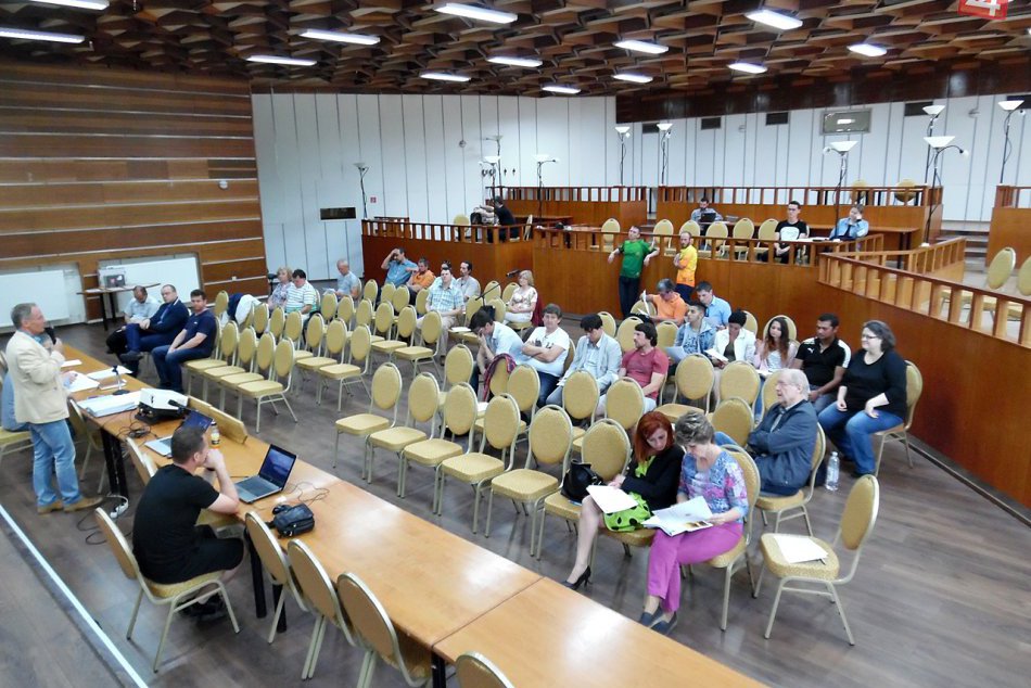 Ilustračný obrázok k článku Za tieto projekty môžete hlasovať: Rožňavčanom ich predstavili na diskusnom fóre, FOTO