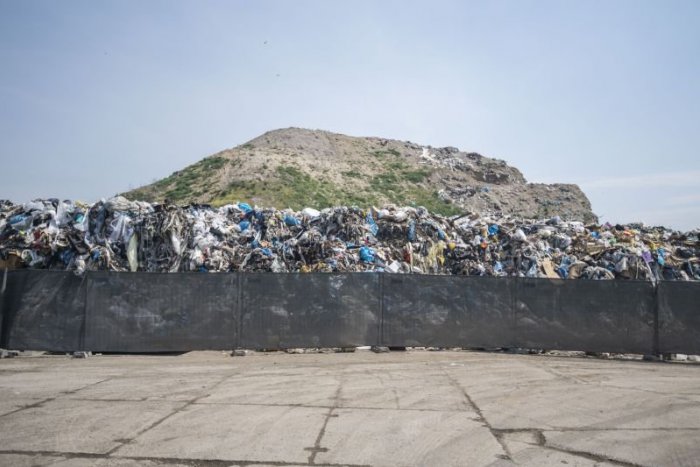 Ilustračný obrázok k článku Skládka odpadu v Podunajských Biskupiciach je nelegálna