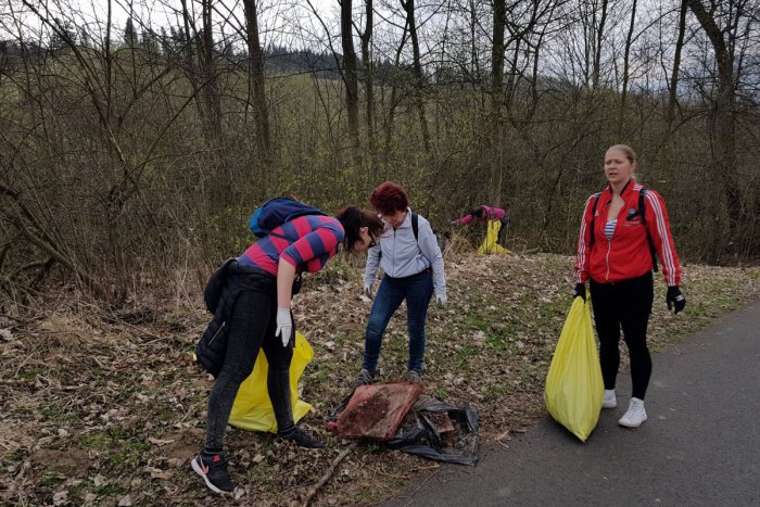Ilustračný obrázok k článku Skvelý počin dobrovoľníkov: V Mikuláši čistia známe lokality