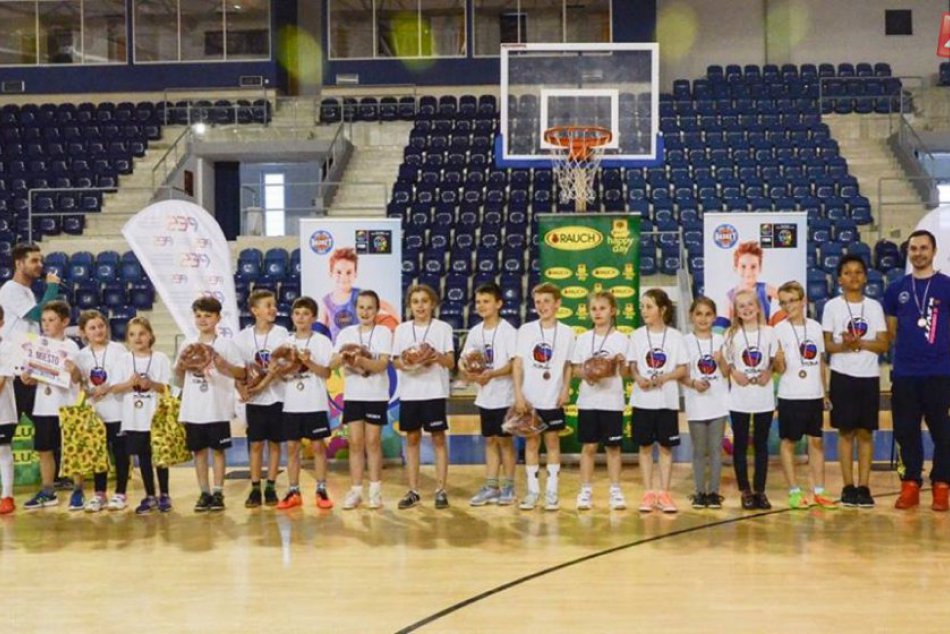 Ilustračný obrázok k článku Z regionálneho kola na celoslovenské: Ďalší úspech žiakov v basketbale