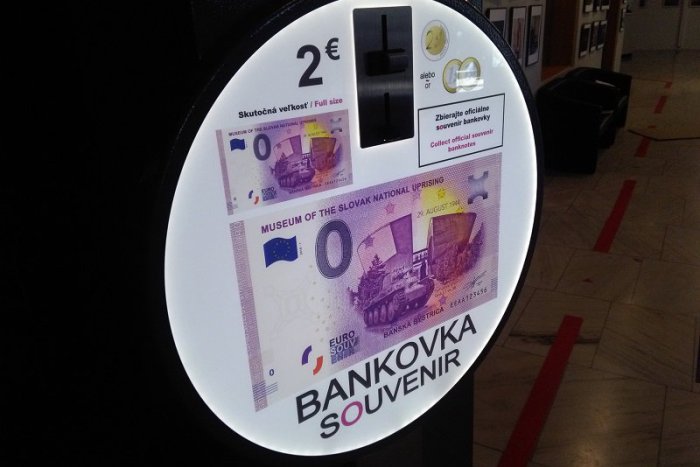 Ilustračný obrázok k článku FOTO: Lahôdka pre zberateľov: Nulová eurobankovka ide do predaja
