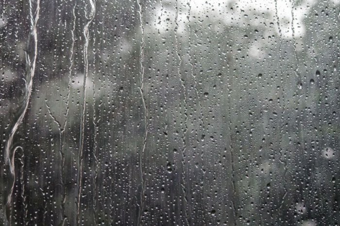 Ilustračný obrázok k článku Ľudia v okrese Rožňava, treba si dať bacha: Takéto nepríjemné počasie nám hrozí!