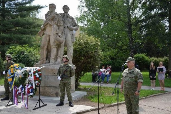 Ilustračný obrázok k článku FOTOREPORTÁŽ: V Rožňave si pripomenuli Deň víťazstva nad fašizmom