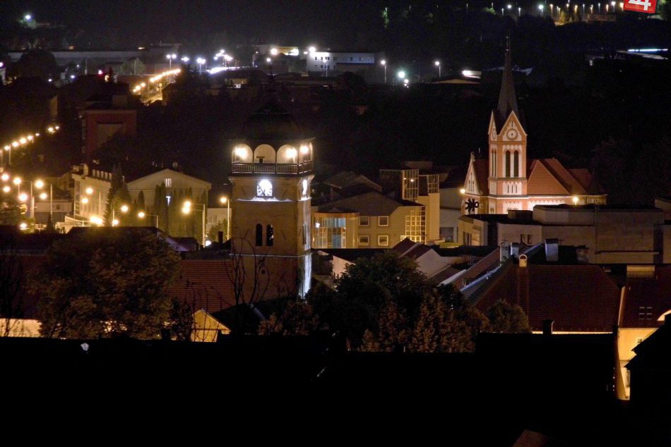 Ilustračný obrázok k článku Rožňava vo svetle reflektorov: Pozrite si čaro nočného mesta, FOTO