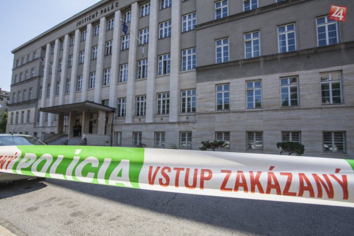 Ilustračný obrázok k článku Anonym nahlásil bombu na všetkých bratislavských súdoch